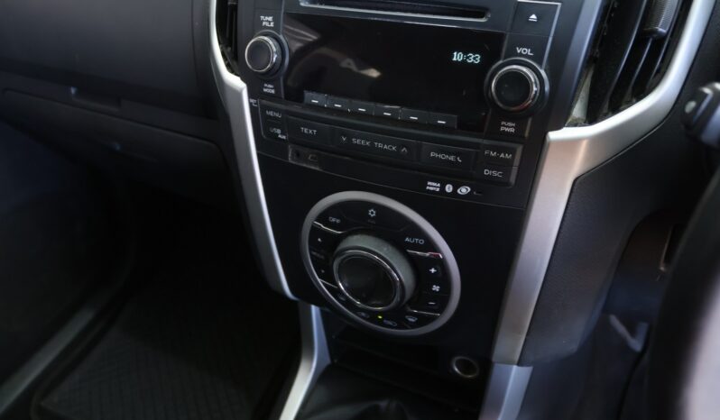 2014 Isuzu KB-300 D-Teq LX D/Cab full